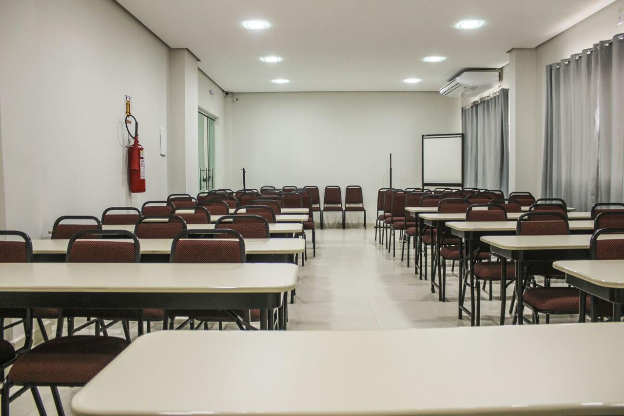 Vera Cruz Business Hotel Acailandia Екстериор снимка